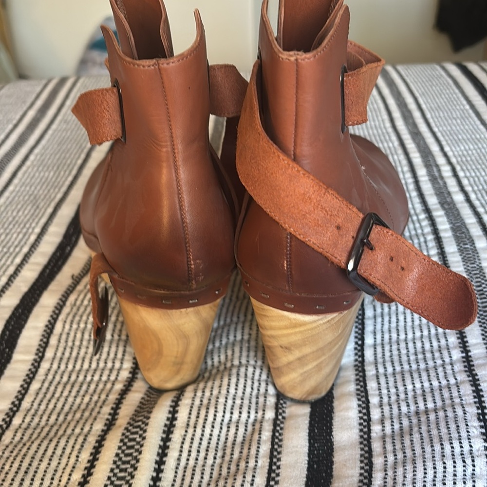 Brand New Free People Clogs - Picture 2 of 5